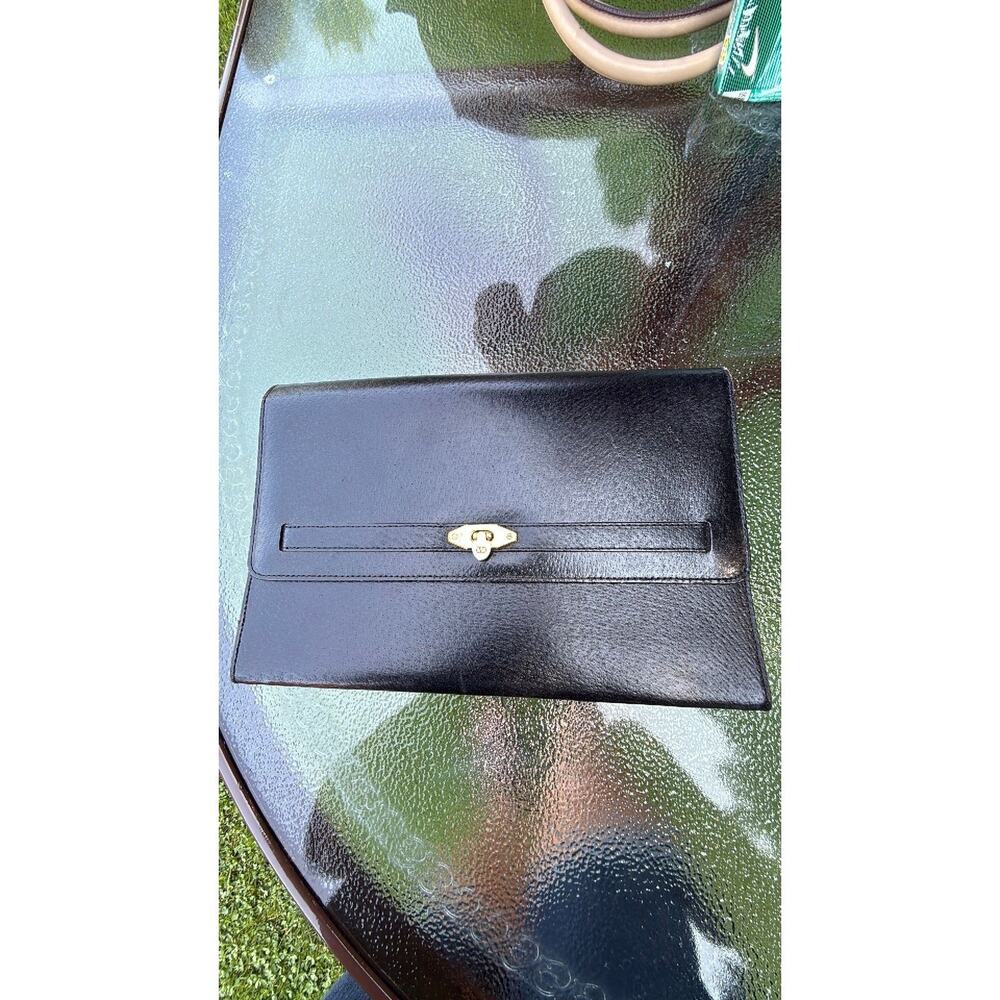 Valentino garavani pouch
